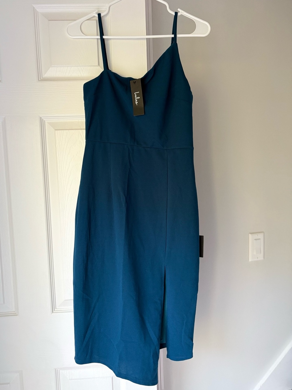 *NWT* Lulu's Teal Spaghetti Strap Midi Dress